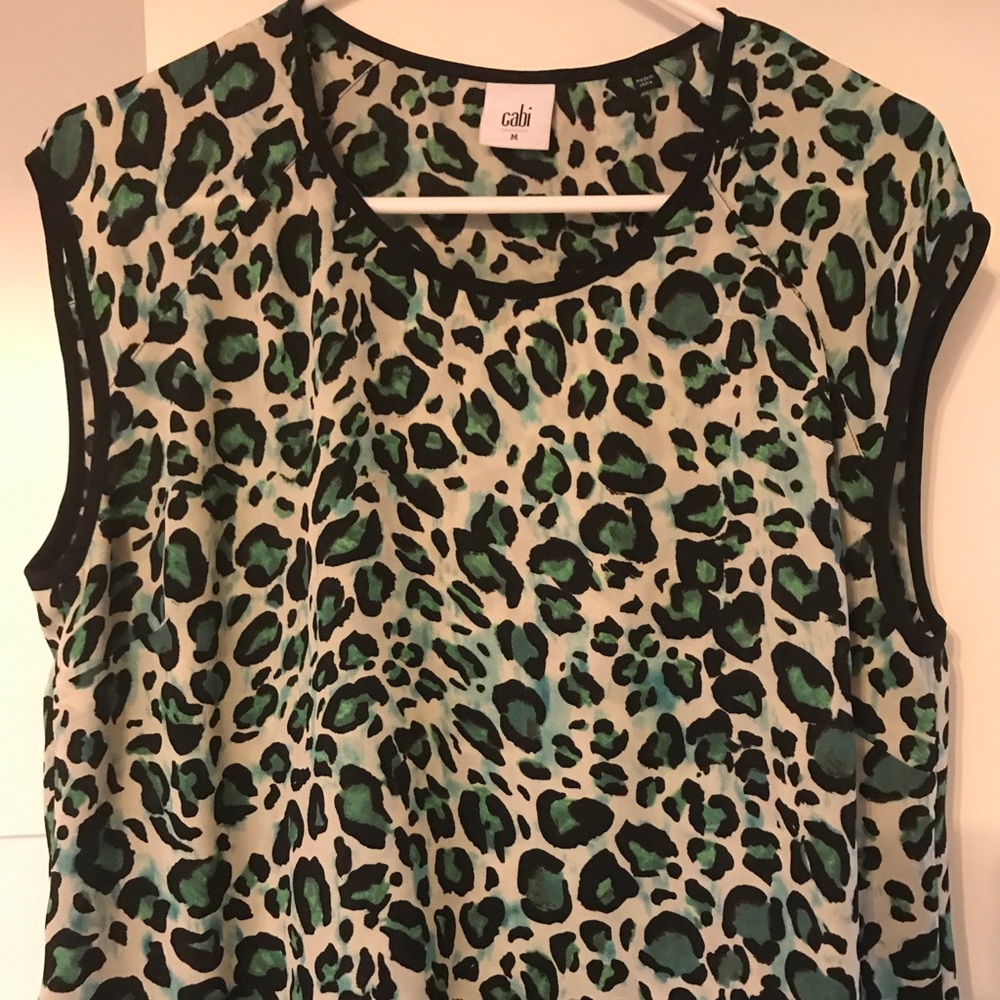 Cabi Size M Leopard Print Green Tank